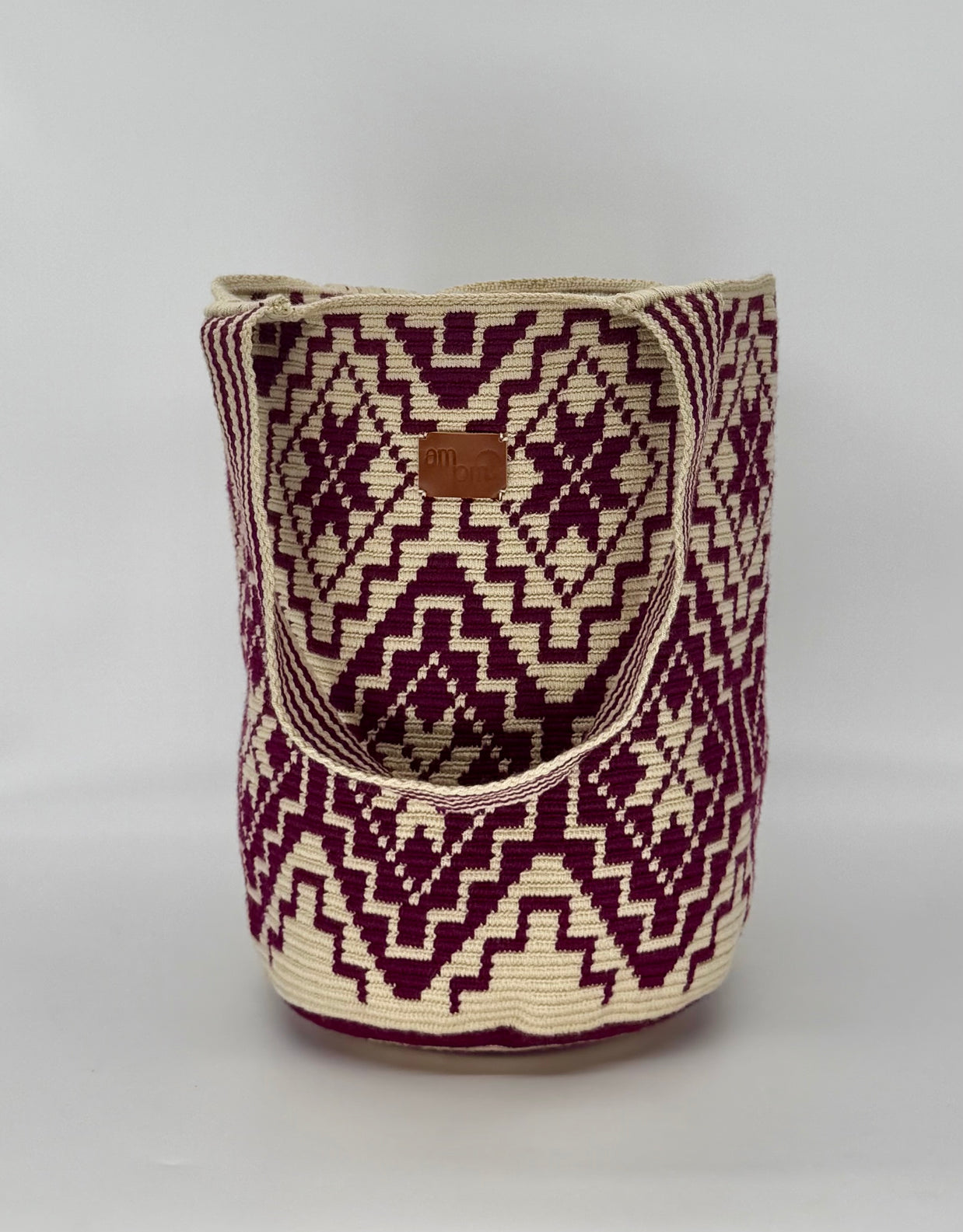 Rose Wayuu Mochilón Bag – Handmade Colombian Shoulder Bag | Handwoven Artisan Bucket Bag