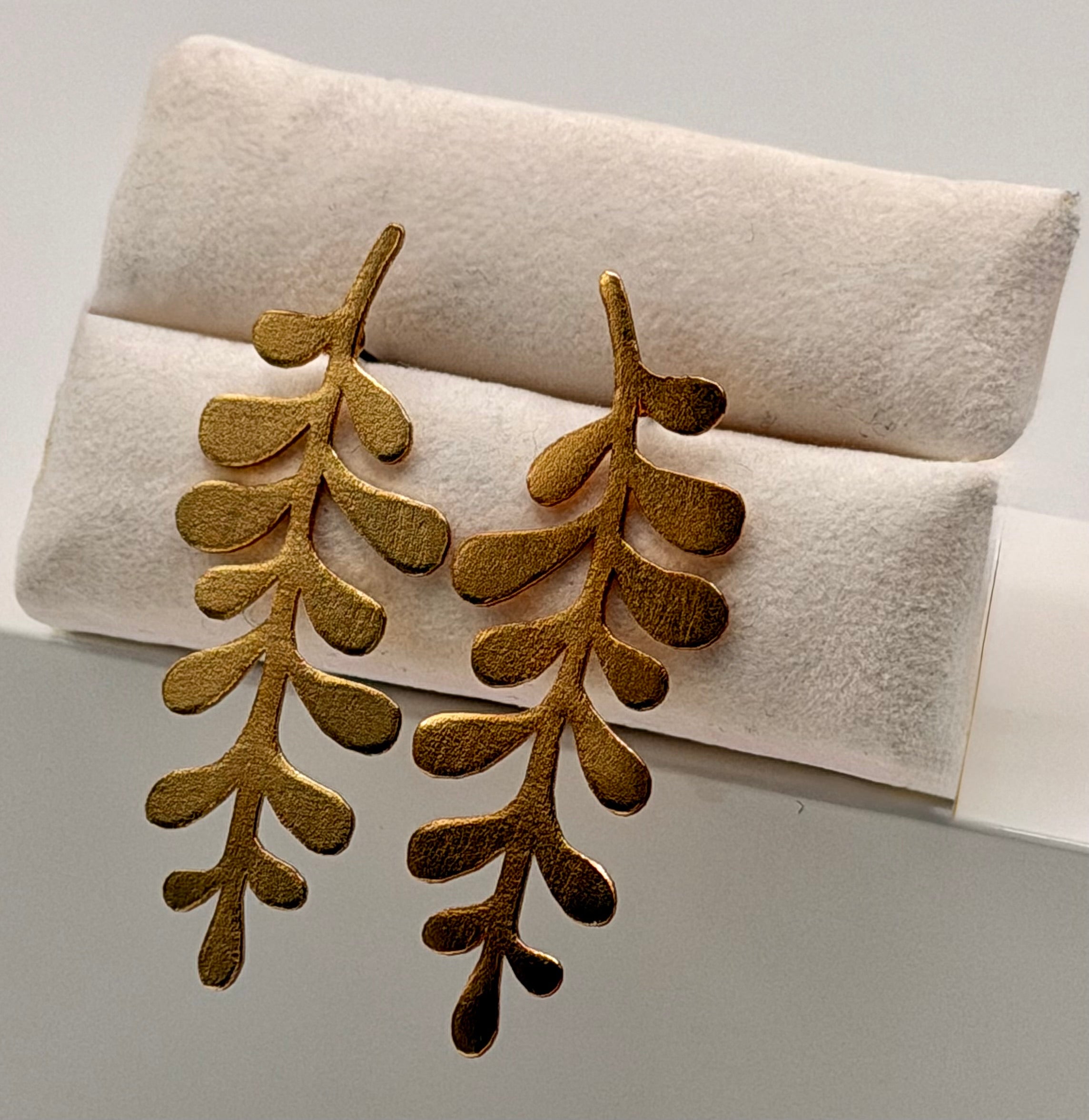 Leaf Earrings – Colombian Páramo Inspired