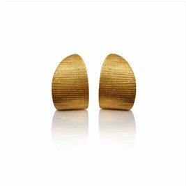 Layla 24k Gold Tapered Hoop Earrings | Handcrafted Colombian Jewelry | AMPMsis