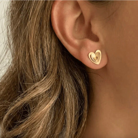 Mini Amahi 24k Gold Stud Earrings | Handcrafted Colombian Jewelry | AMPMsis2