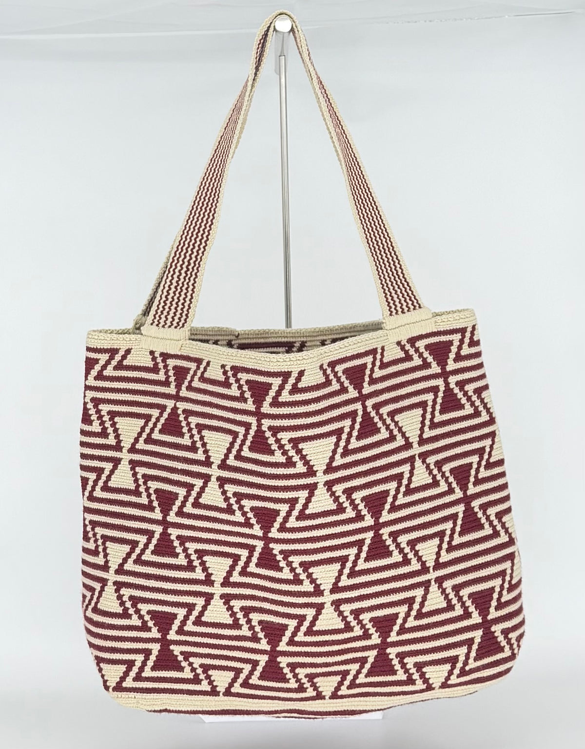 Wayuu Handwoven Tote Bag – Burgundy & Cream Diamond Lattice