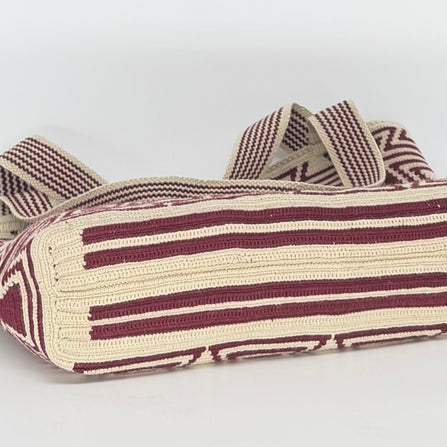 Wayuu_Handwoven_Tote_Bag_Burgundy_Cream_Diamond_Lattice