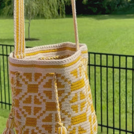 https://ampmsis.com/collections/wayuu-mochila-bags-totes