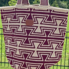 https://ampmsis.com/collections/wayuu-mochila-bags-totes