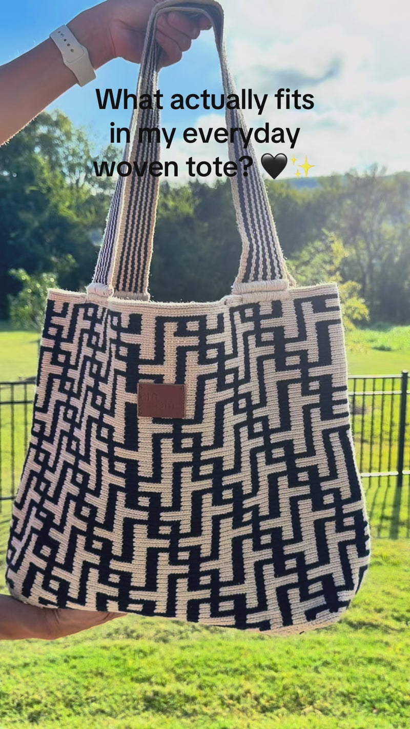 AMPMsis Wayuu Handwoven Tote Bag