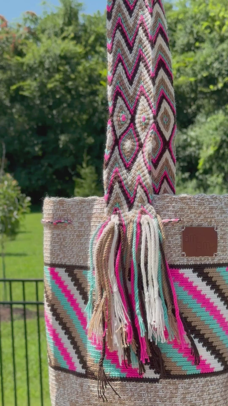 https://ampmsis.com/collections/wayuu-mochila-bags-totes