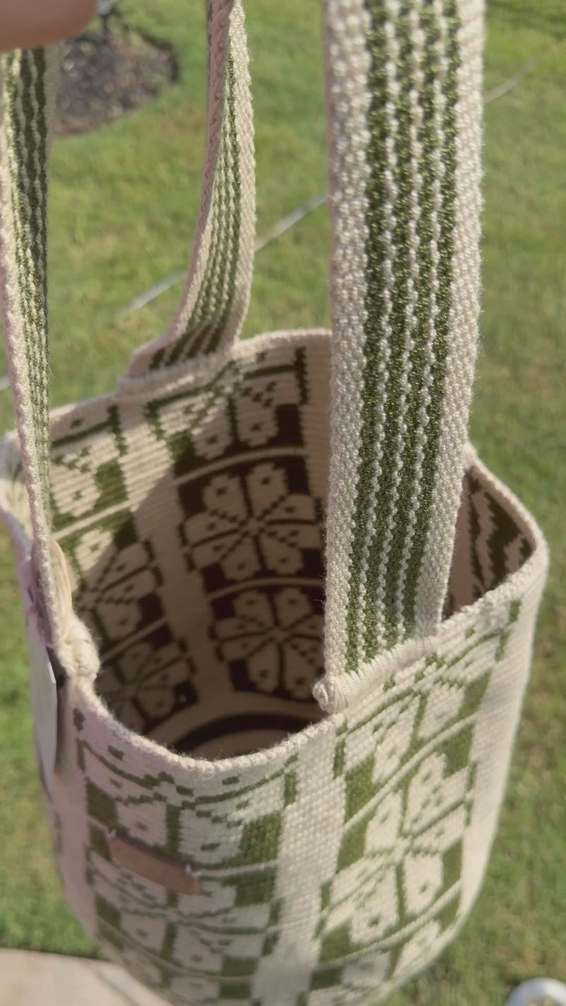 Wayuu Green Mochilón Large Tote Bag – Handwoven Floral Bag from Colombia