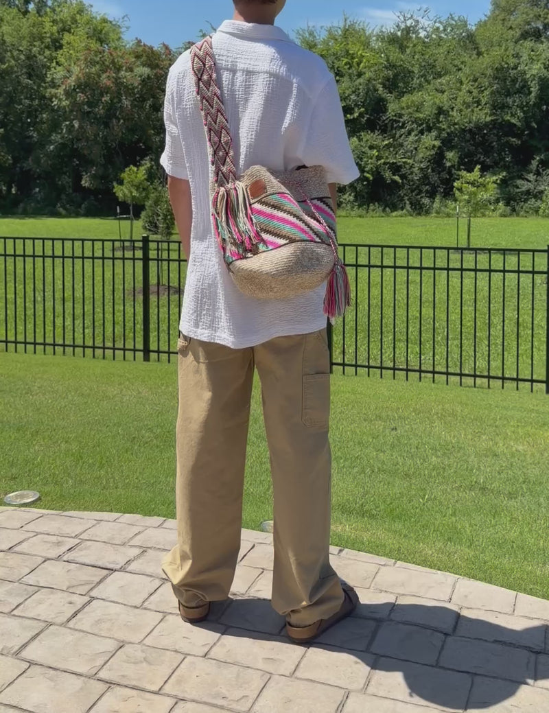 https://ampmsis.com/collections/wayuu-mochila-bags-totes