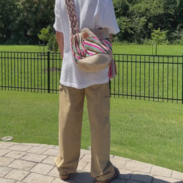 https://ampmsis.com/collections/wayuu-mochila-bags-totes