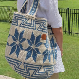 Wayuu Geometric Mochilón Large Bucket Bag – Handwoven Blue & Beige Tote